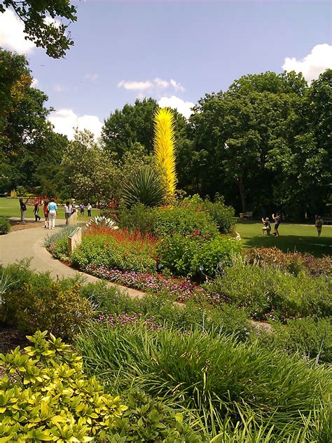 St Louis Botanical Gardens Membership – Beautiful Flower Arrangements and Flower Gardens