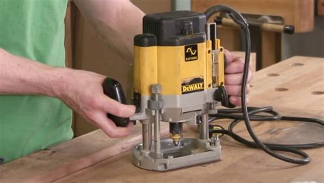 10 Major Plunge Router Uses - WoodworkMag.Com