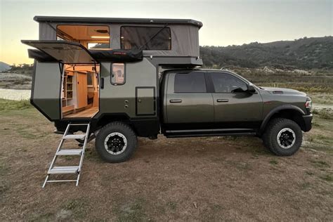 Four Wheel Camper Hawk Flatbed (For 6' Full Size Trucks) — Mule ...