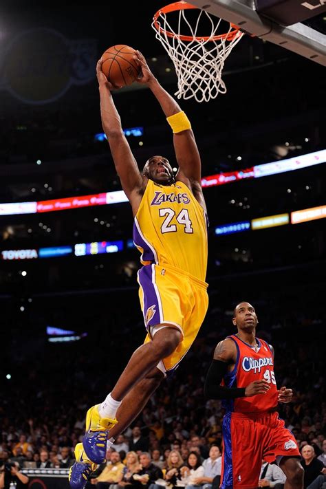 Kobe Bryant | Kobe bryant dunk, Kobe bryant, Kobe bryant 24