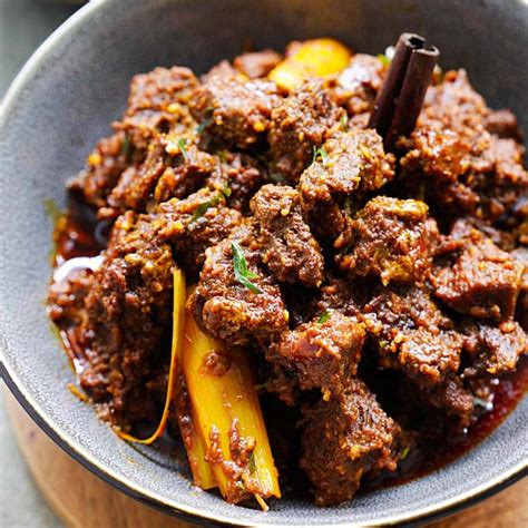 Beef Rendang (The BEST Recipe!) - Rasa Malaysia