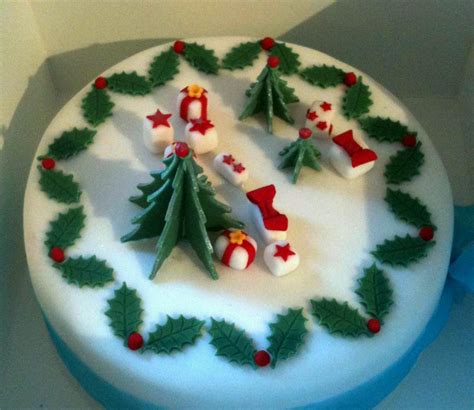 PicturesPool: Christmas Cakes Pictures | Christmas Cakes Wallpapers