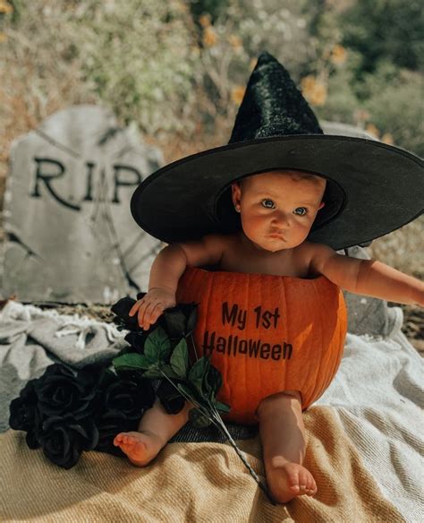 Pumpkin baby photos | Baby photos, Baby in pumpkin, Baby photoshoot