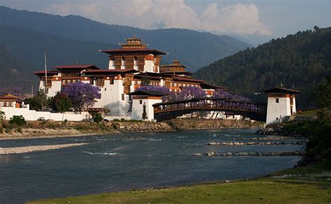 Bhutan holiday Packages major Attractions ,Locations and Sight Seeings ...