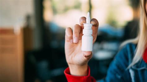 Nasal Spray For Allergies: A Complete Guide – Forbes Health