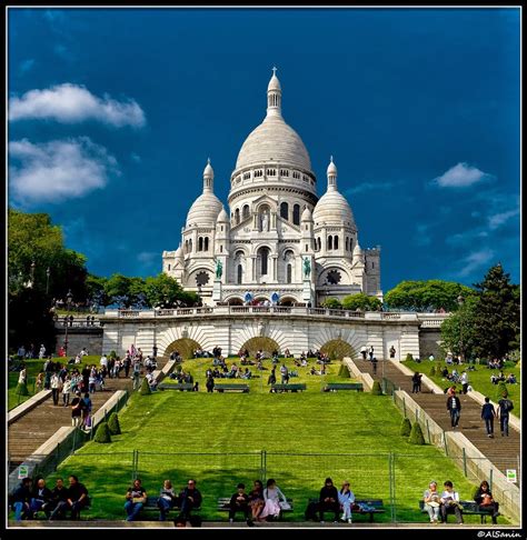 La Basilique du Sacré Cœur de Montmartre, Paris, France