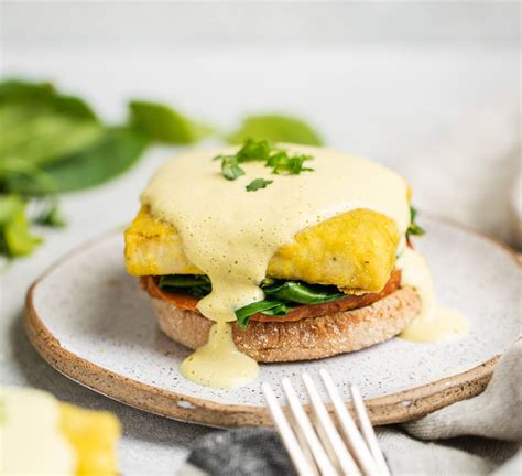 Vegan Eggs Benedict with Homemade Hollandaise