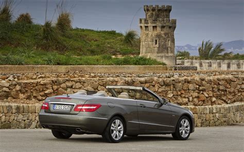 2011 Mercedes-Benz E-Class photos - 4/10 - The Car Guide