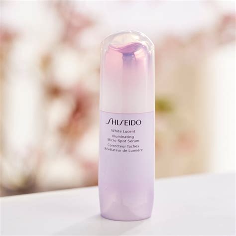 Shiseido White Lucent Illuminating Micro-S Serum | Parfümerie Rook