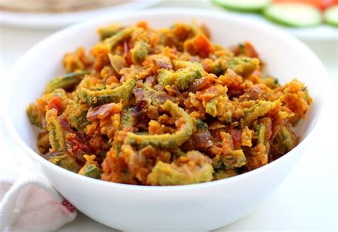 Dry Bitter Gourd Curry | Vegandietfood.com