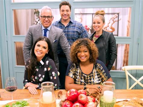 A Walk Down Christmas Memory Lane: The Kitchen Cast Shares Holiday Remembrances | FN Dish ...