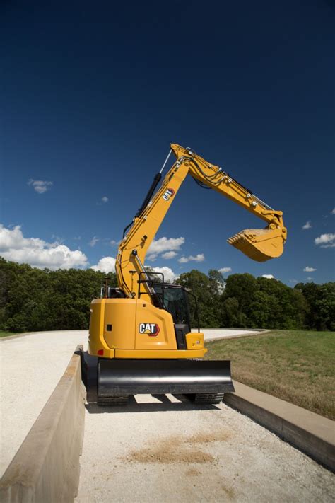 New Cat 315 small Excavator design delivers big productivity and ...