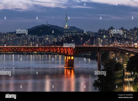 Sunset over Han River Stock Photo - Alamy