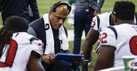 Sources: Texans promote Anthony Weaver to defensive coordinator