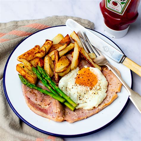 Gammon steak, egg, chips & asparagus • Lou's Kitchen Corner