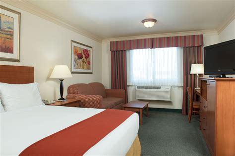 Burlington Hotel Coupons for Burlington, Washington - FreeHotelCoupons.com