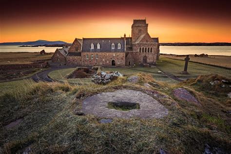 Iona Abbey | Visit Mull & Iona