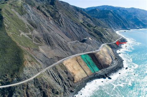 Landslides keep Highway 1 closed at Mud Creek south of Big Sur