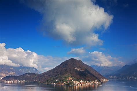 Visit Lake Iseo: Best of Lake Iseo Tourism | Expedia Travel Guide