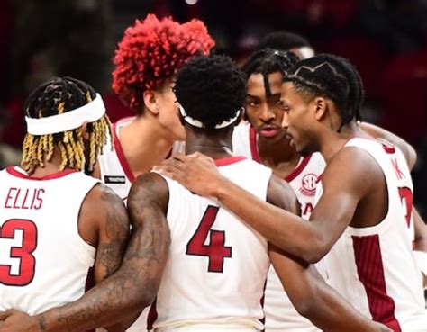 Arkansas Razorbacks basketball survive three-hour marathon in win ...