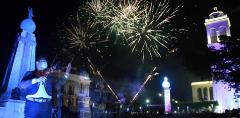 El Salvador August Festival. Big holiday celebration in San Salvador.