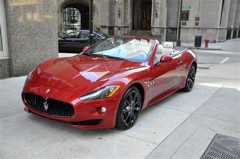 Maserati GranTurismo Convertible - Information and photos - MOMENTcar