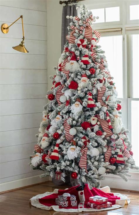 The Best Theme Christmas Tree Ideas to Take Your Decor Up a Notch This ...