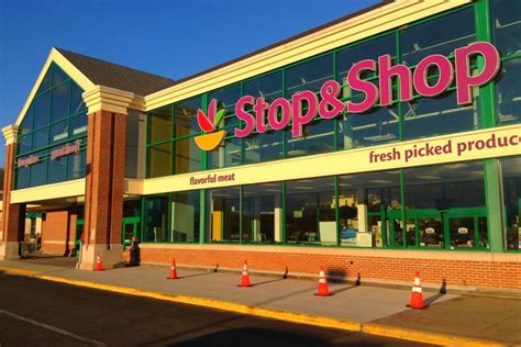 Stop and Shop announces special hours for customers over 60 | ABC6