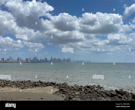 panama City and the canal Stock Photo - Alamy