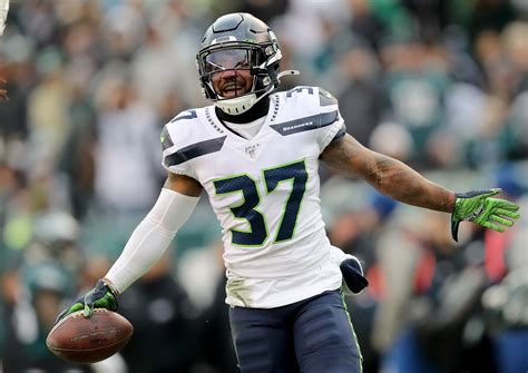 Quandre Diggs has 'raised the bar' for Seahawks' suddenly improved defense