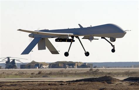 RQ-1 Predator Medium Altitude Endurance (MAE) UAV