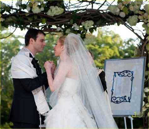 Chelsea Clinton: Wedding Photos with Marc Mezvinsky!: Photo 2470582 | Chelsea Clinton, Marc ...