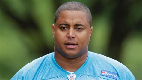 Jonathan Martin, player at center of Dolphins' bullying scandal, to.. - ABC7 Chicago