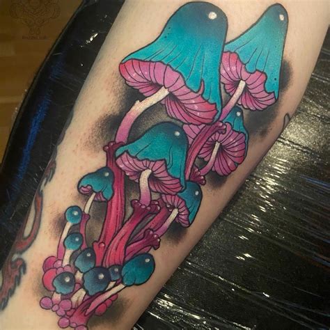 Share 52+ trippy mushroom tattoos latest - in.cdgdbentre