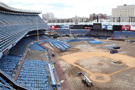 Yankee Stadium Demolition 1 | A construction crew rips out s… | Flickr