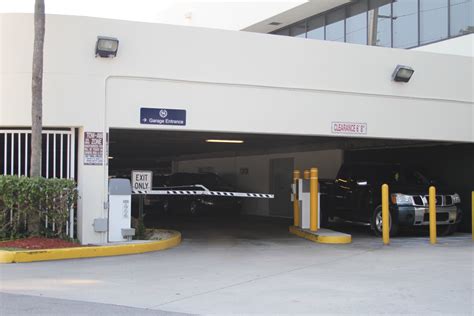 Sheraton Miami Airport Parking at Miami Miami (MIA) Airport, MIA