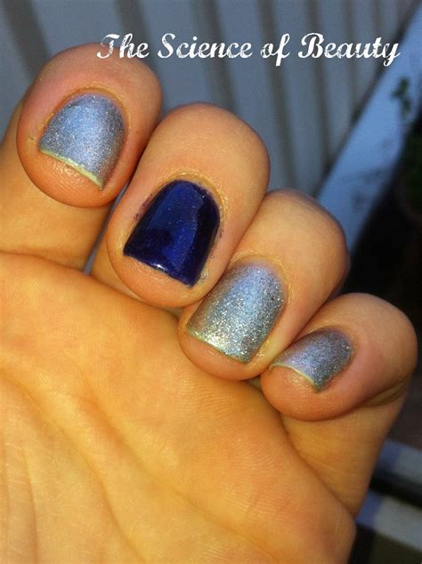 The Science of Beauty: Gelicious Hybrid Gel Nail Colour swatch: Yacht Race + Pedi-Sox review