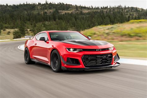 First Drive: The 2018 Camaro ZL1 1LE is a Masterclass of Engineering