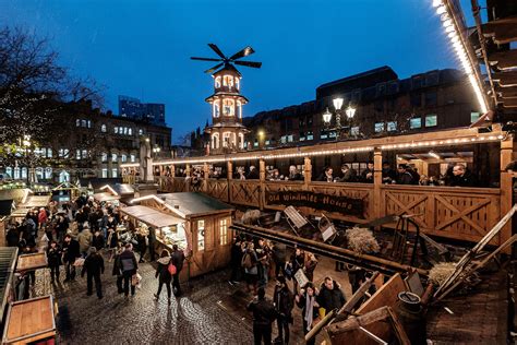 Manchester Christmas Markets Opening Date Confirmed for 2022 ...