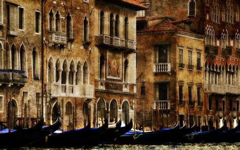 Wallpaper : Venice, Italy, history, texture, water, boats, Gothic, historical, arhitecture ...