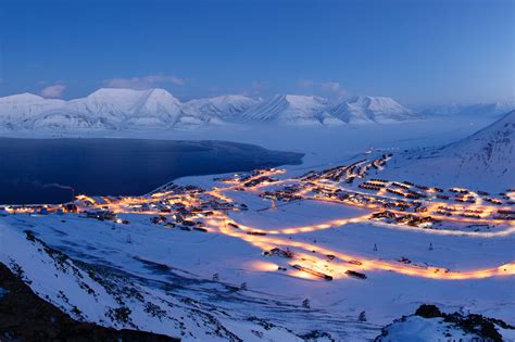 9 strane curiosità su Longyearbyen, la città delle Svalbard più a nord nel mondo - MeteoWeb