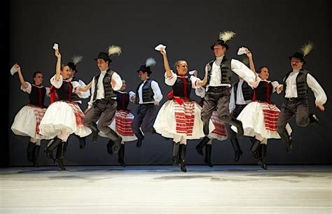 Hungarian Folklore show and Dinner & Cruise, Gróf Széchényi Ship, Budapest, February 28 to ...