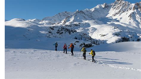 What is Snowshoeing + Tips for Beginners - TripOutside