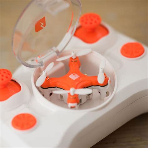 The SKEYE Pico Drone Is The World's Smallest Quadcopter