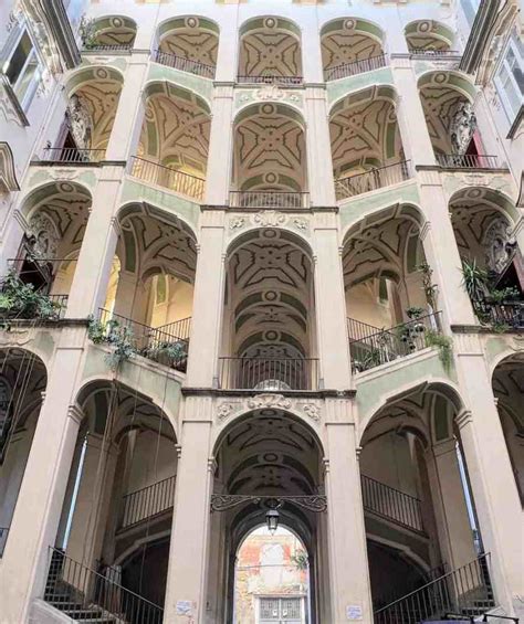 The Architecture of Naples' Historic Center - Lions in the Piazza