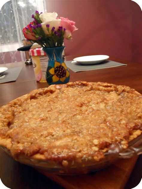 Apple Crunch Pie | Kate's Recipe Box