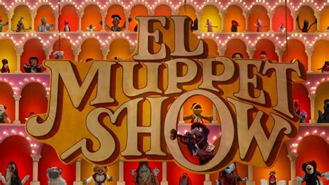 Muppets Most Wanted | The Muppet Show Theme - YouTube