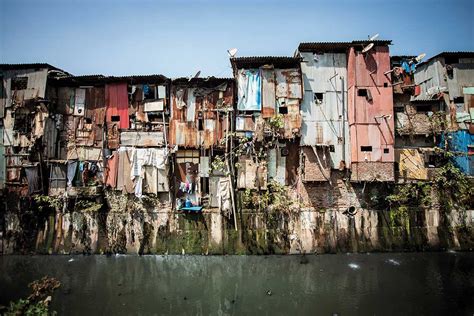 The global effort to improve the world's slums - Geographical