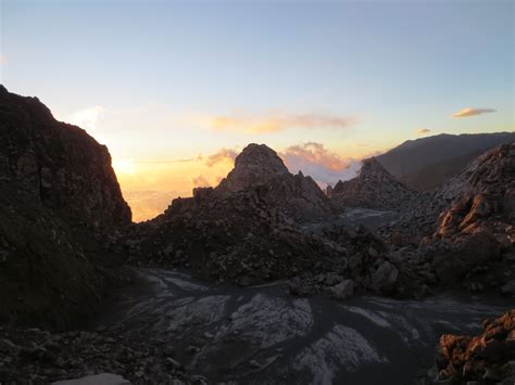 Hiking Guatemala – El Volcán Santiaguito – Cheddar Jack