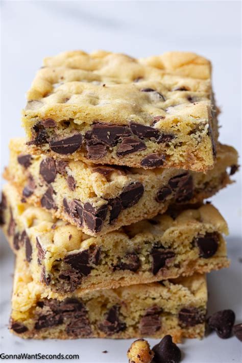 Cake Mix Cookie Bars {4 Ingredients!} Gonna Want Seconds